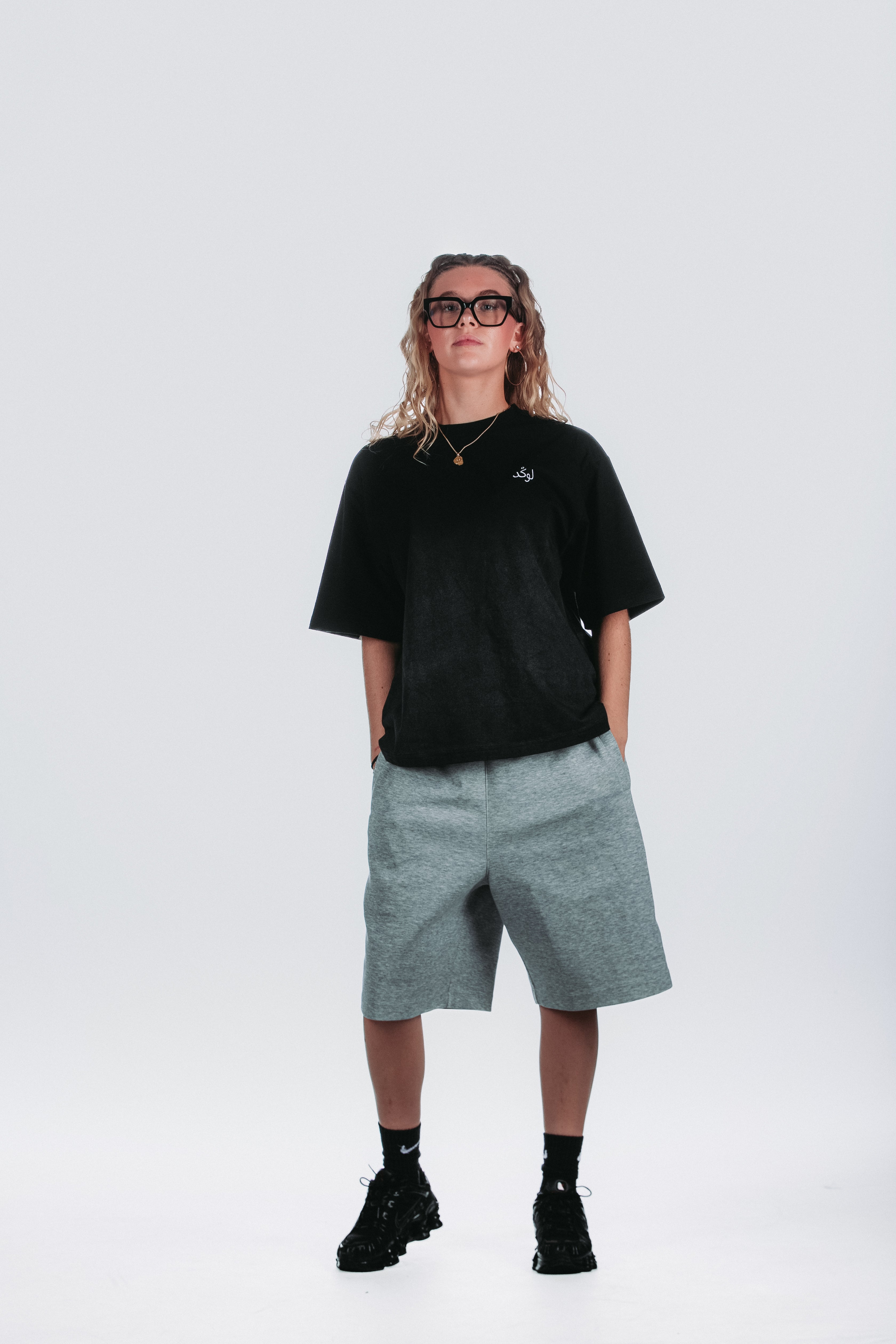 T-shirt Oversize Noir Gradient Arabic Logo – LOCKD (by Lebouseuh)