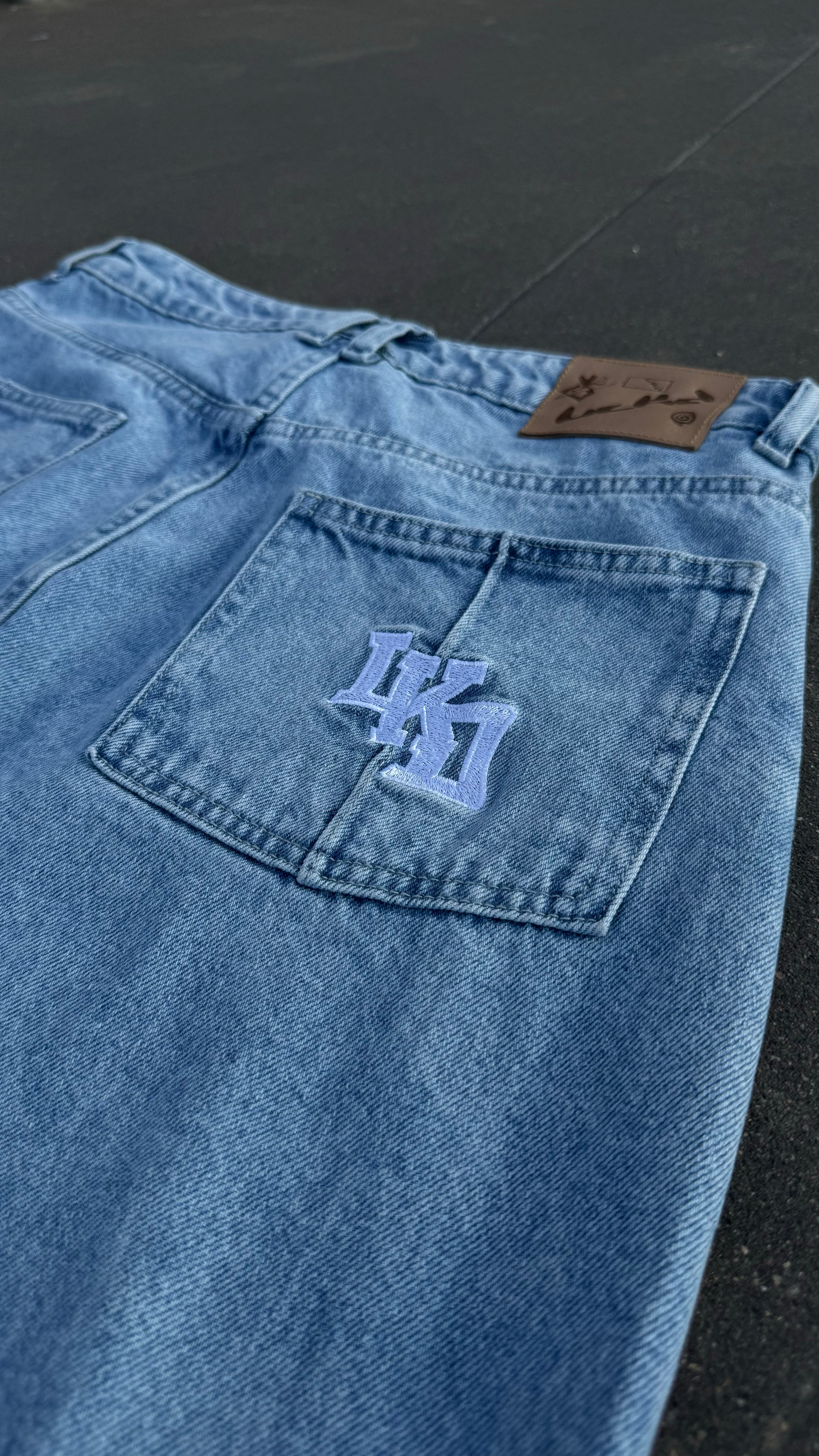 detail-denim-delave-jean-baggy-lockd