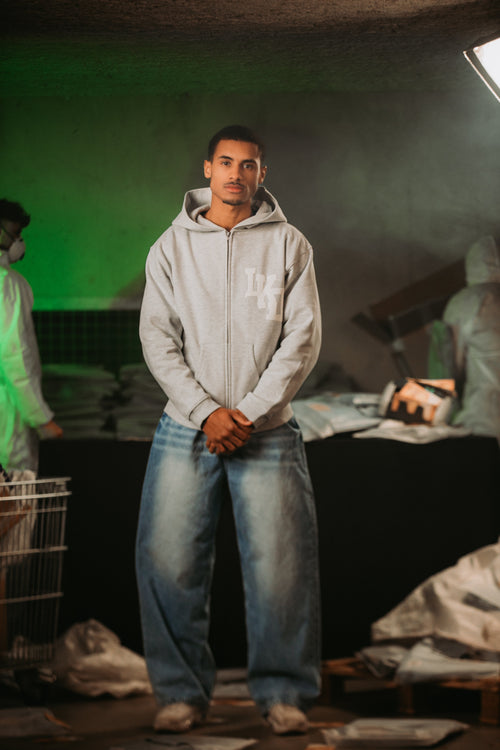 mode-urbaine-hoodie-zip-gris-lockd-homme-femme